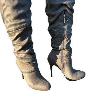 Womens Pointed Toe Side Zip Suede Gray Tall Knee High Boots Size US 10